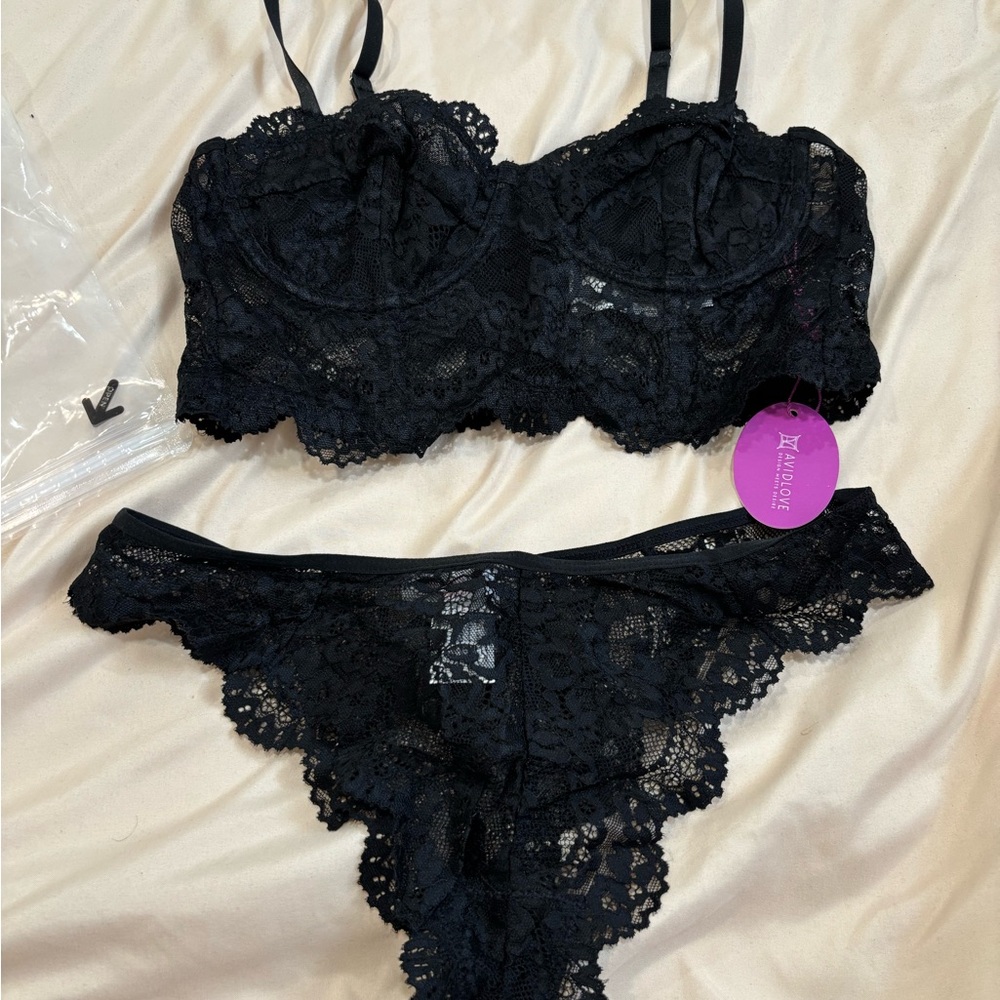 Black Lace Lingerie Set